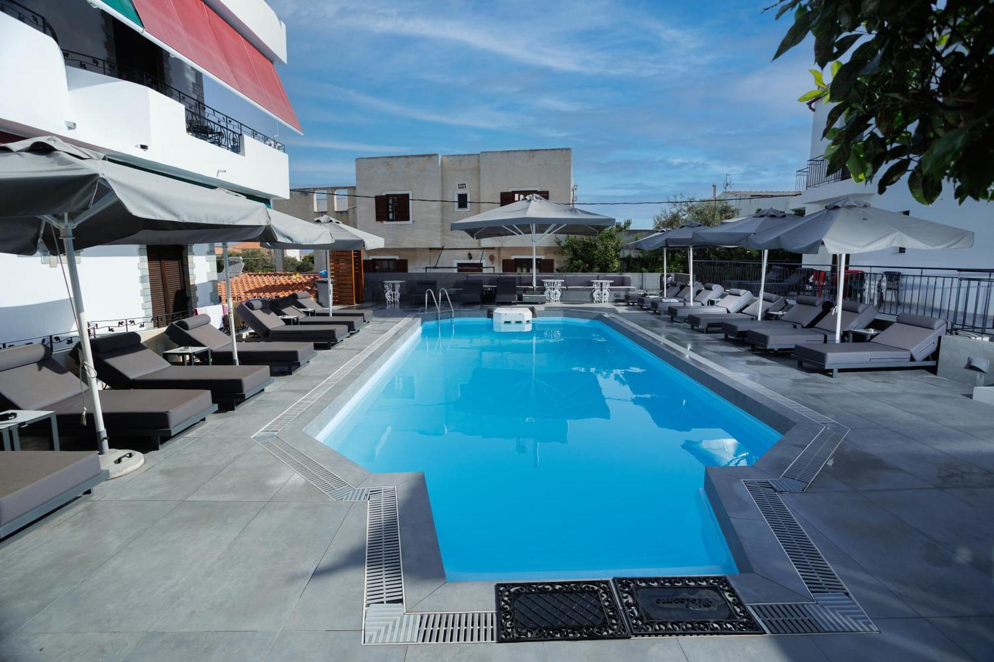 Yianna Hotel Skala  Exterior photo